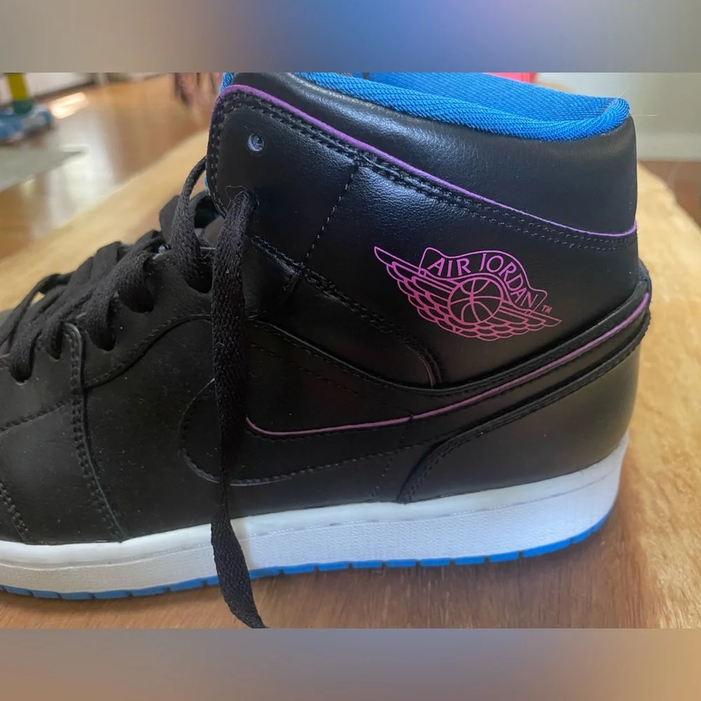 Air Jordan 1 Mid Radio Raheem Shoes
